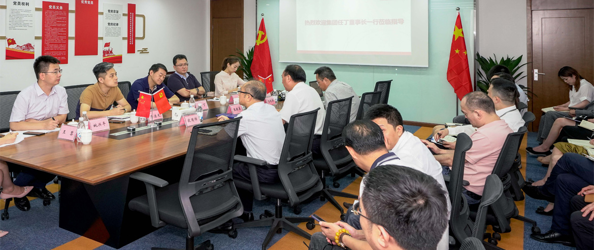 为游览插上航空“同党”，给游览增添科技“引擎”，用创新创造更大价值