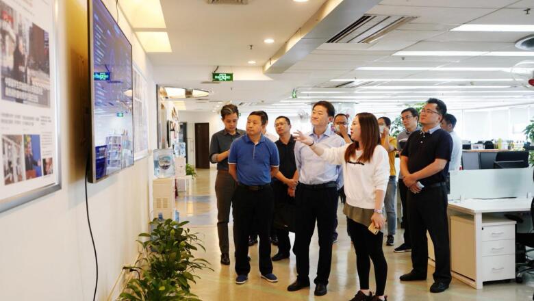 壹定发集团与成都传媒集团签署战术合作和谈