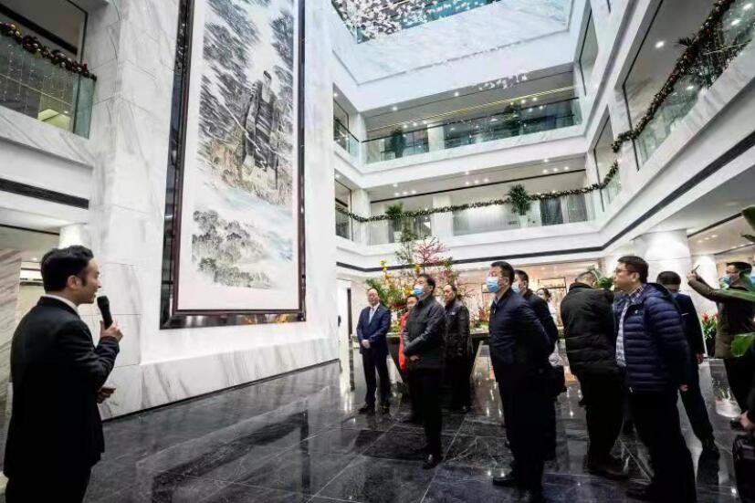 壹定发集团与乐山市当局召开工作座谈会