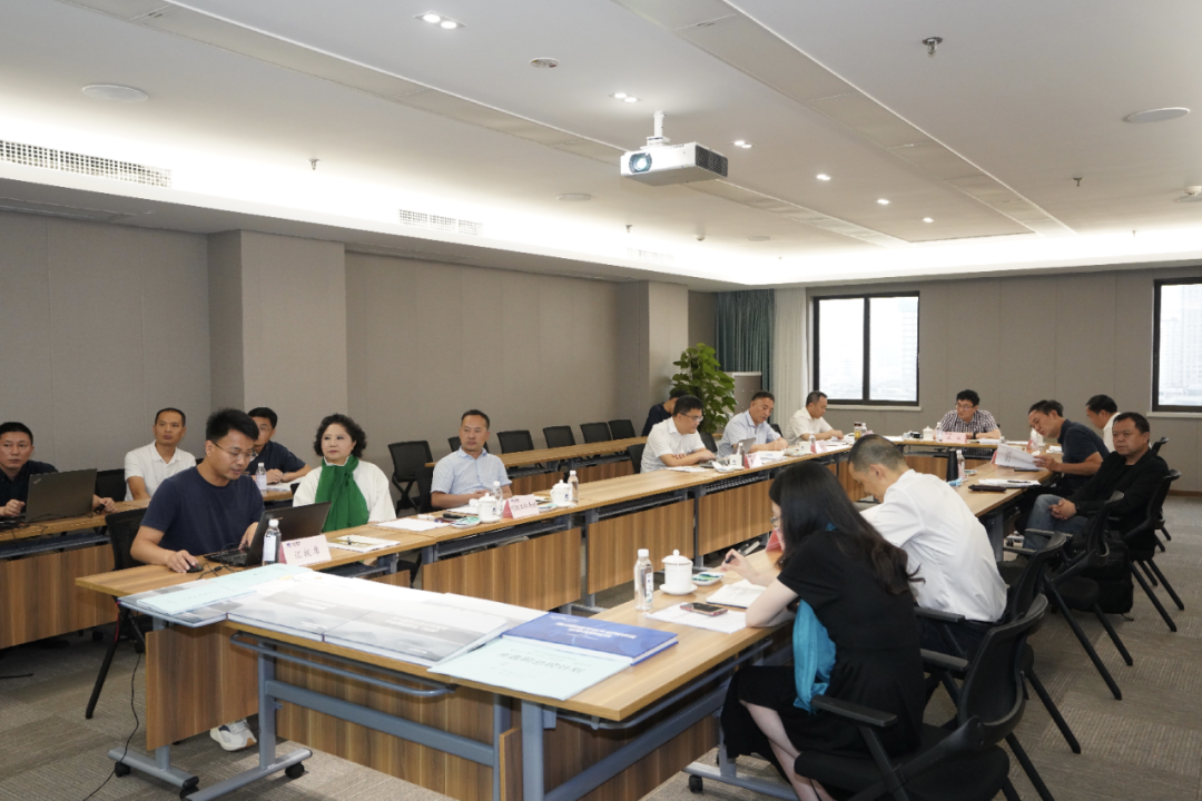 集团召开2022年第一次战术与投资决策（征询）委员会会议