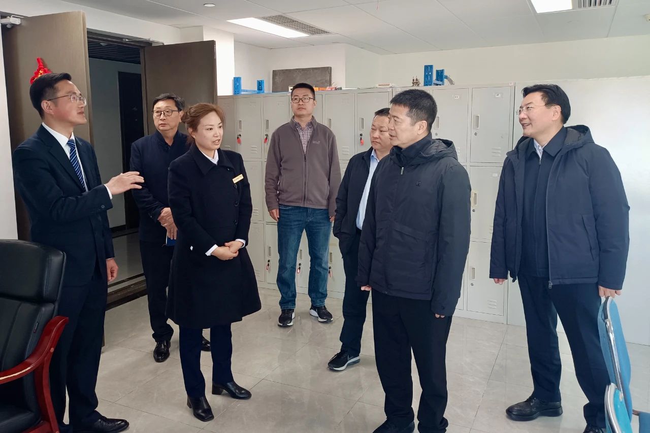 76ccc82f-98c8-402b-9f7d-39451fe707a2