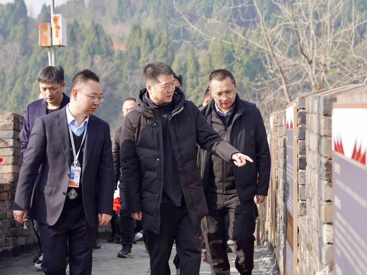 省壹定发集团党委书记、董事长游勇查抄督导春节安全出产工作并探望慰问坚守岗位的一线干部员工