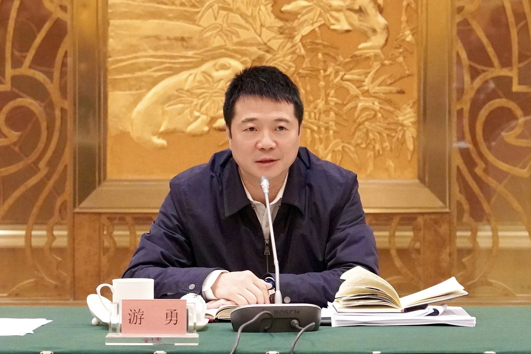 a590e95a-a626-4c14-8cdd-0b757a253dd7