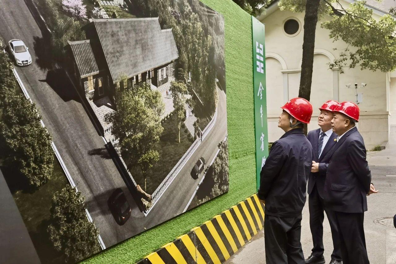 省壹定发集团党委书记、董事长游勇到金牛宾馆调研张大千旧居；そɡ砑盎肪痴喂ぷ