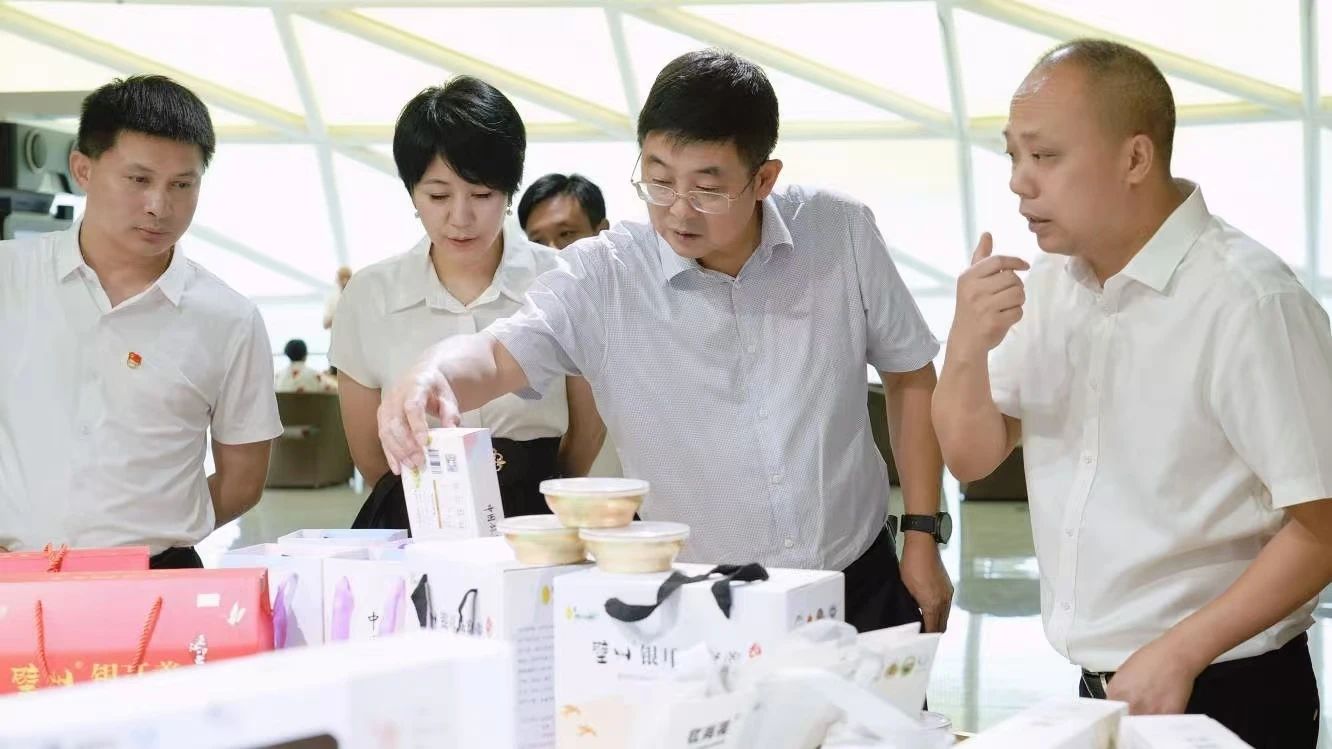 党建引领 县企共兴——省壹定发集团奋力打造托底性助扶“通江实际”样板